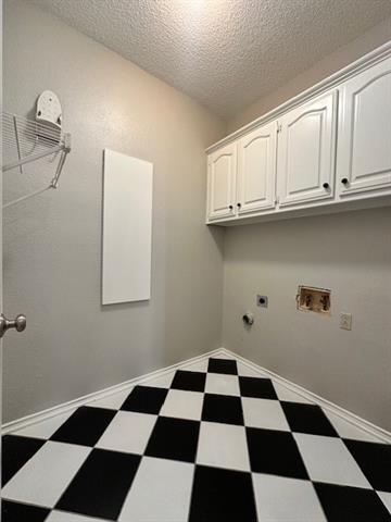 Building Photo - 245 Tanbark Cir