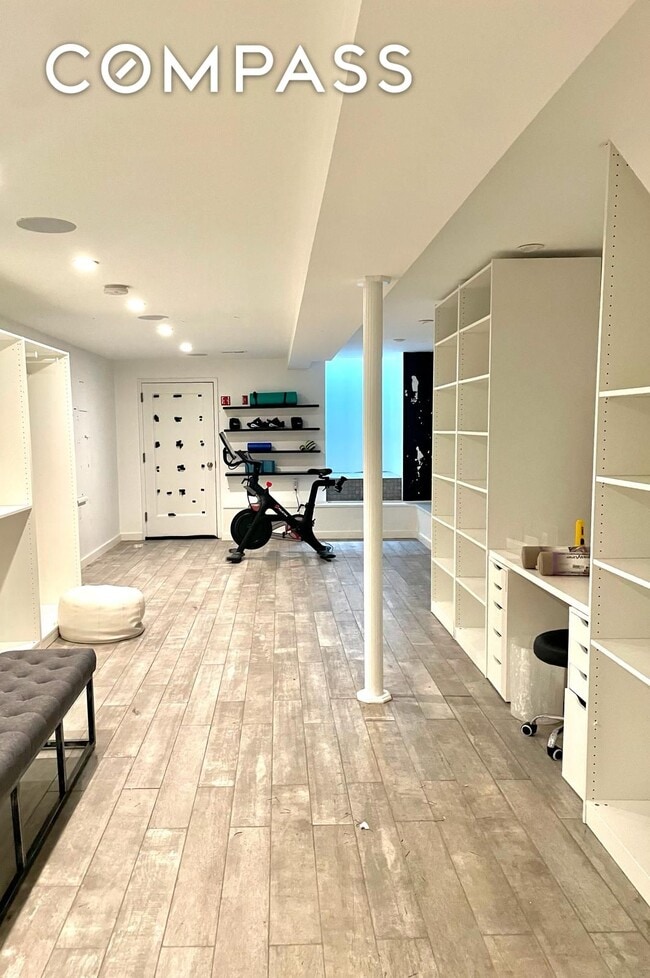 Building Photo - 216 W 137th St