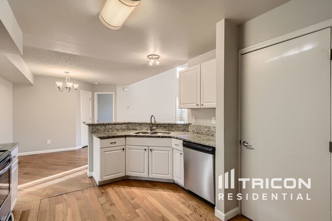 Building Photo - 16854 Dandelion Way