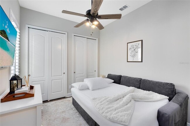 Building Photo - 9374 Reymont Street