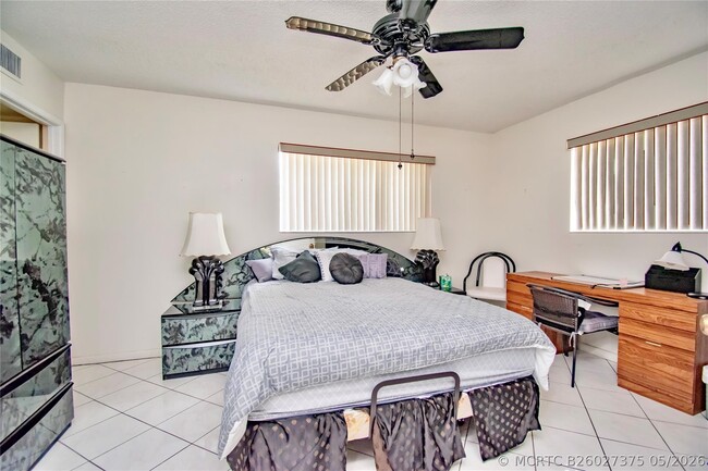 Building Photo - 14895 Builtmore Way