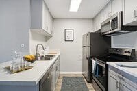 Building Photo - San Regis Apartments