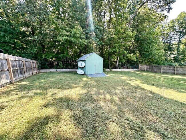 Building Photo - 7806 Celeste Ln