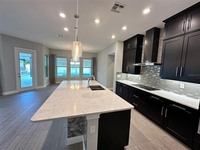 Building Photo - 7944 Chilton Dr