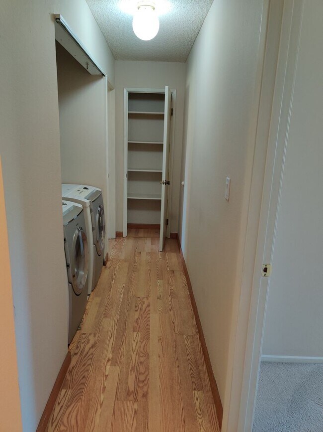 Building Photo - Beautiful Condo South Fremont Community - ...