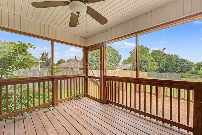 Building Photo - 3558 W Clearwood Dr