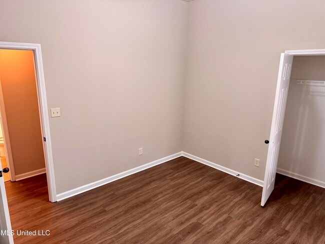 Building Photo - 9117 Billy Pat Dr