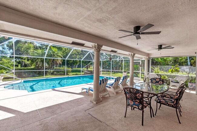 Building Photo - 15495 Rolling Meadows Cir