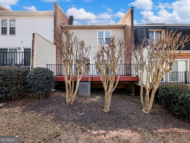 Building Photo - 6500 Gaines Ferry Rd