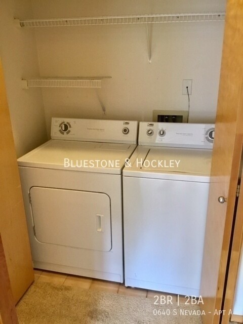 Building Photo - 640 S Nevada St