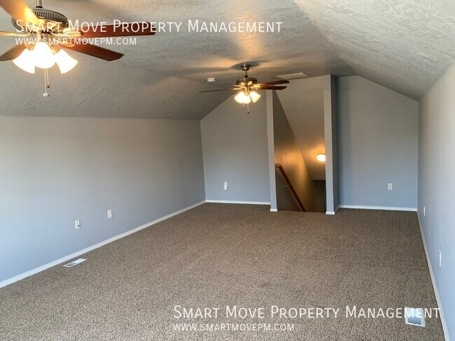 Building Photo - 4260 E Arborvitae Dr