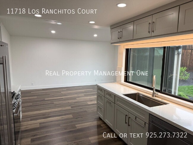 Building Photo - 11718 Los Ranchitos Ct