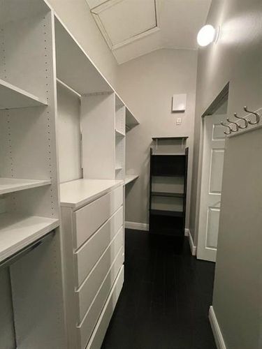 Building Photo - 6235 Vista Del Mar