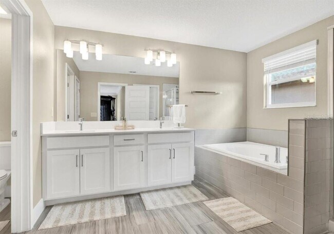 Building Photo - 9782 Coneflower Ct