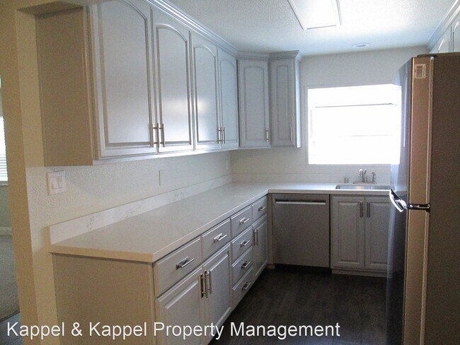 Building Photo - 3 br, 2 bath House - 215 Begonia Boulevard