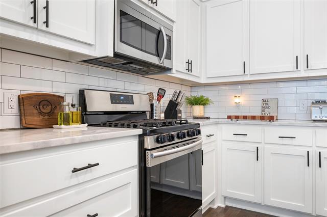 Building Photo - 312 N Henderson Ave