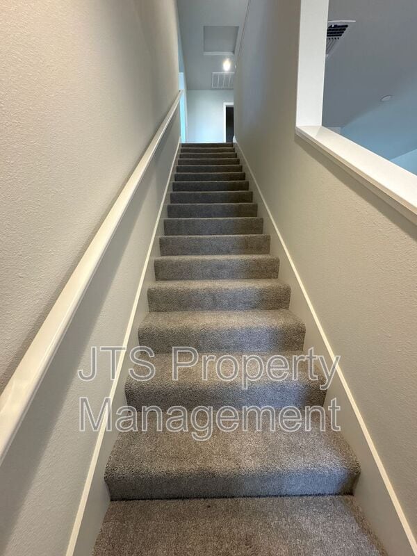 Building Photo - 47 Brookbay Way