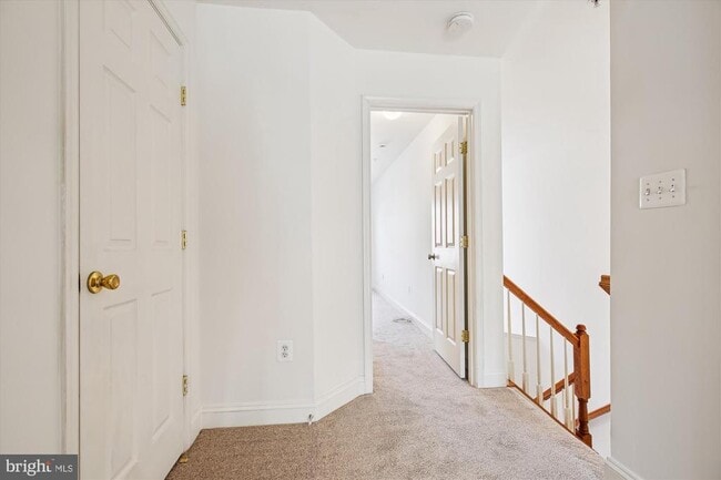 Building Photo - 502 Lawson Way