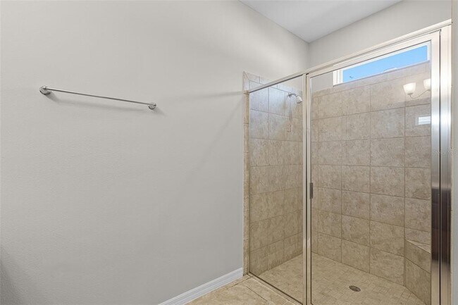 Building Photo - 405 E Freesia Ct