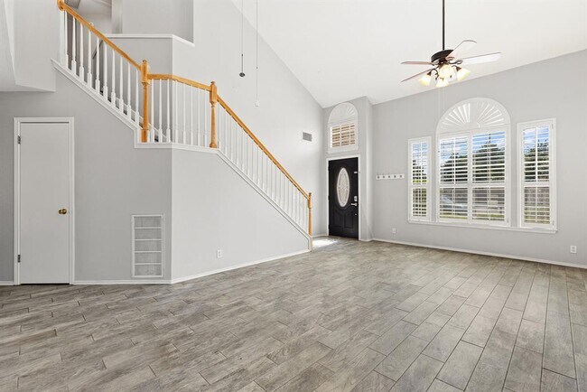 Building Photo - 16802 Bailey Jean Dr