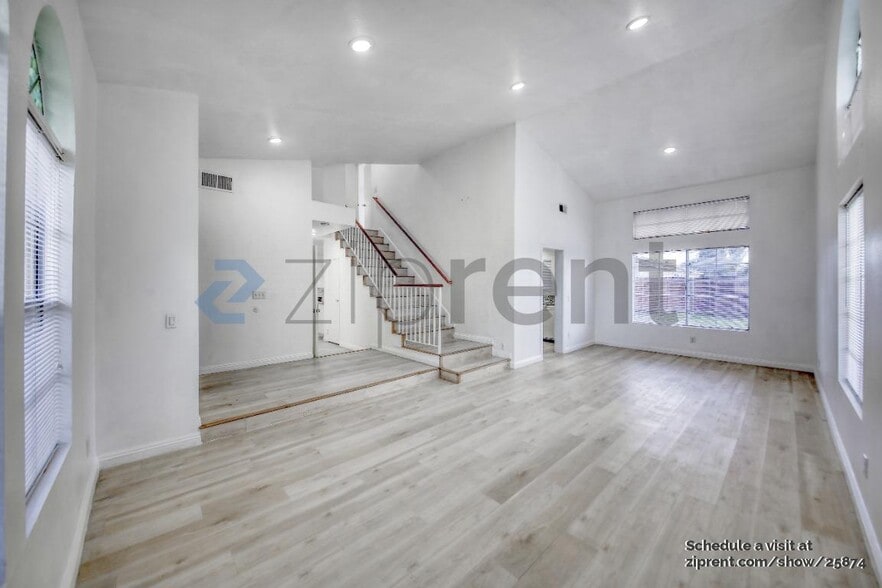 Building Photo - 21627 Winding Rd