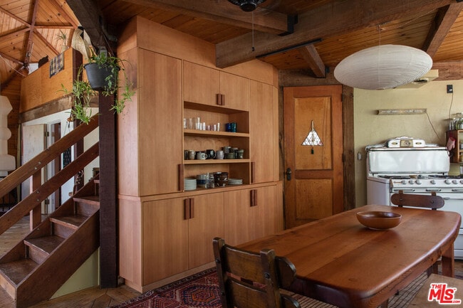 Building Photo - 20269 Croydon Ln