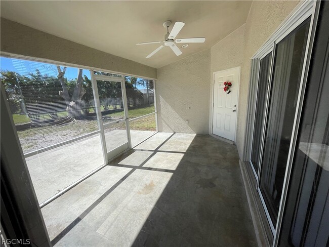 Building Photo - 1428 SW 29th St