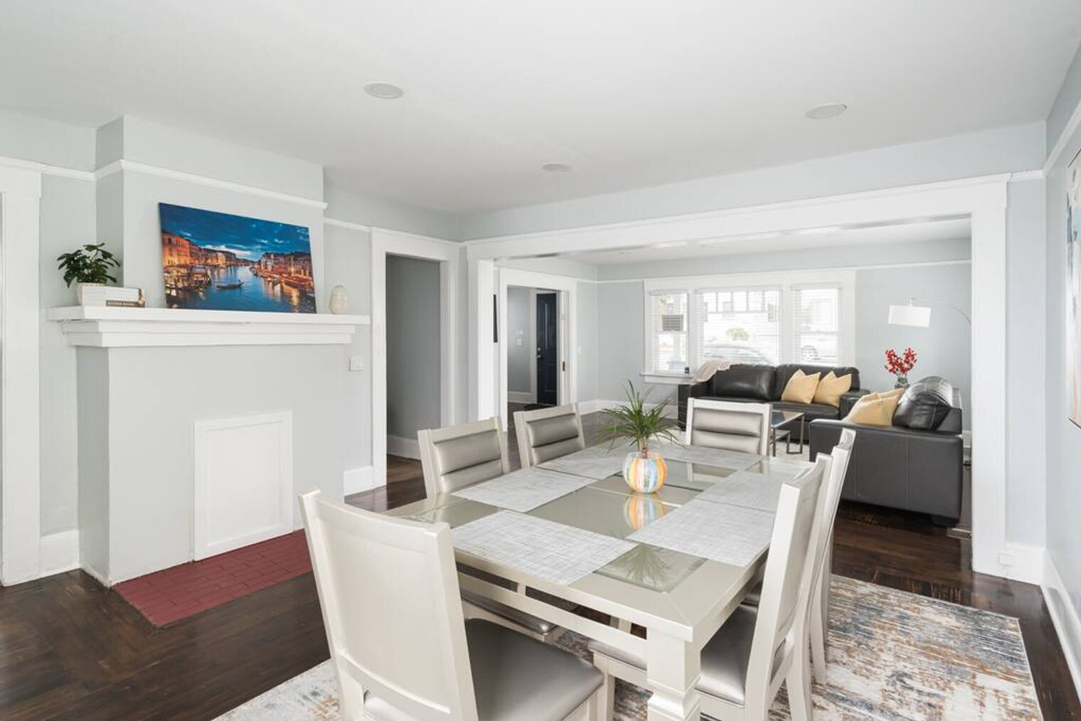 Building Photo - 2470 Union St