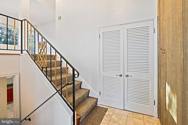 Building Photo - 1126 Ormond Ct