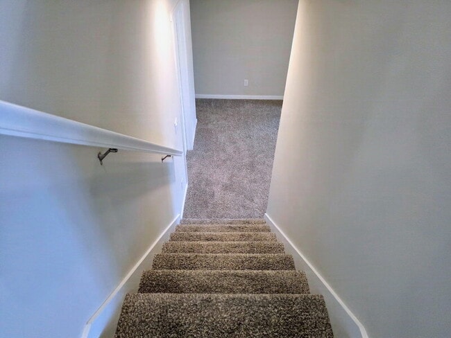 Building Photo - 1724 Southbridge Dr