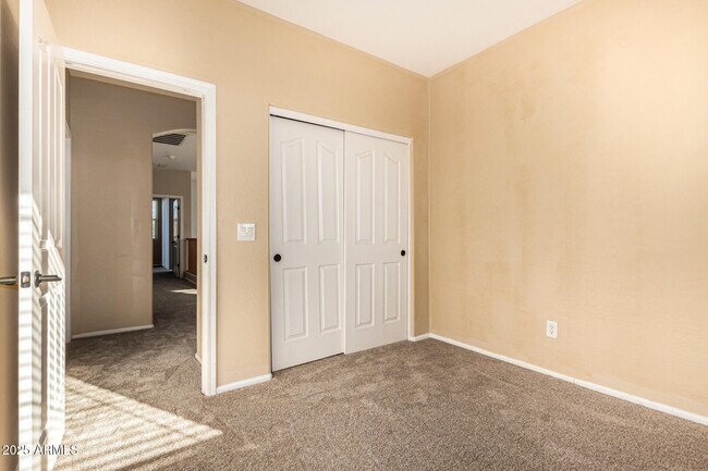 Building Photo - 3047 S 257th Ave