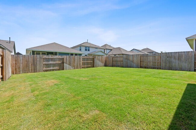 Building Photo - 179 Kings Cyn Dr