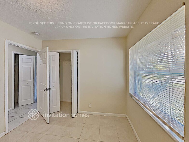 Building Photo - 7805 NW 40th St
