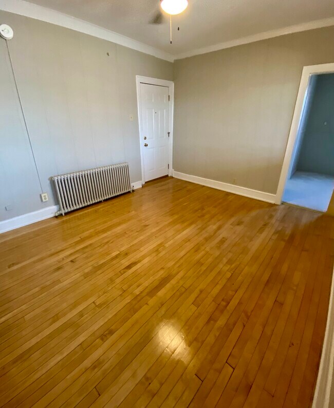 Living Room - 119 W State St