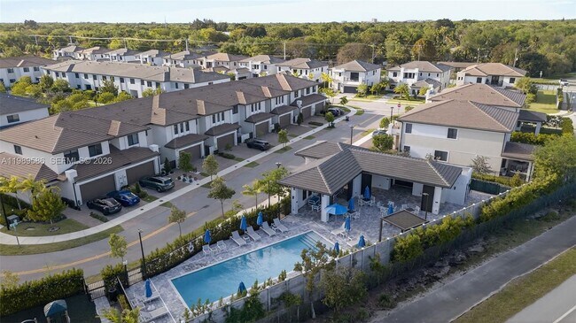 Building Photo - 8267 SW 120th Ter