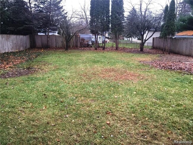 Building Photo - 541 Mary Ellen Rd