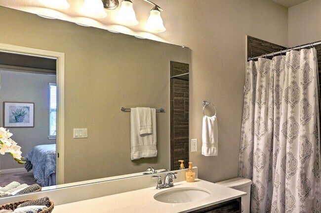 Building Photo - 2501 Co Rd 234