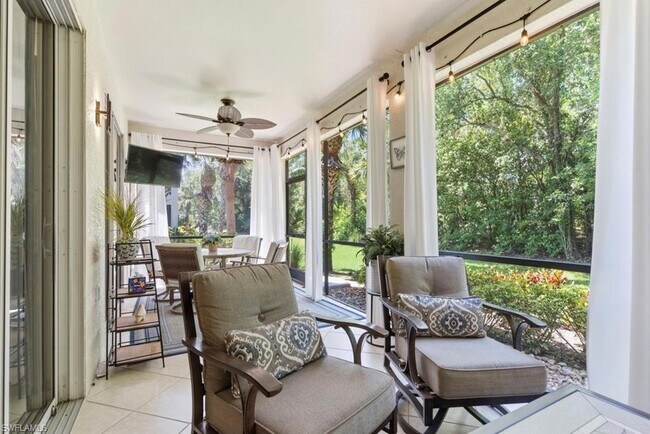 Building Photo - 10040 Valiant Ct