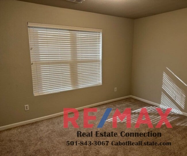 Building Photo - Sorry No Smoking and No Pets Permitted