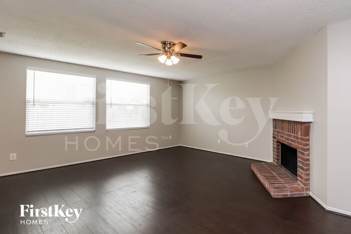 Building Photo - 3825 Foxhound Ln