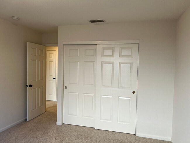 Building Photo - 4501 Waitsfield Cir