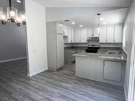 Building Photo - 37445 Sheffield Dr