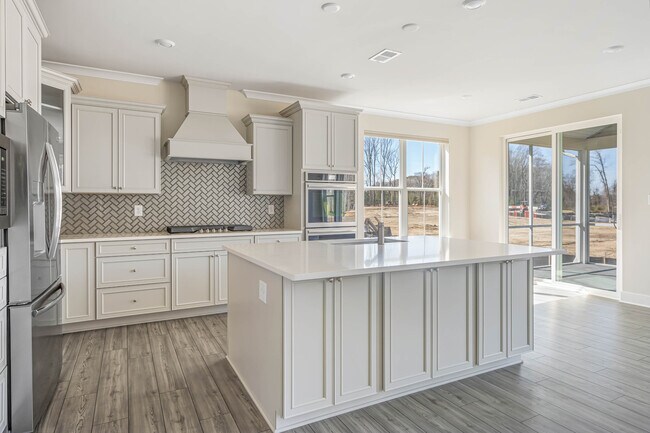 Building Photo - 31515 Deep Pond Ln