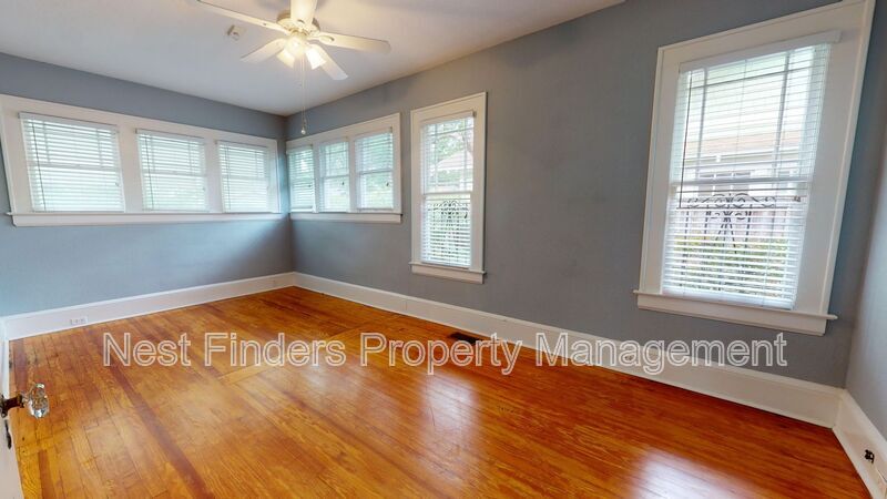 Building Photo - 3619 Riverside Ave