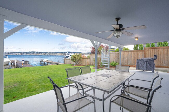 Building Photo - 10507 Rainier Ave S