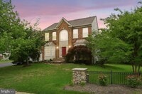 Building Photo - 6355 Willowfield Way