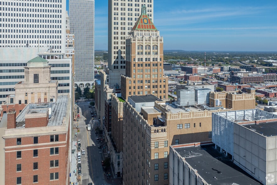 Building Photo - Philtower Lofts