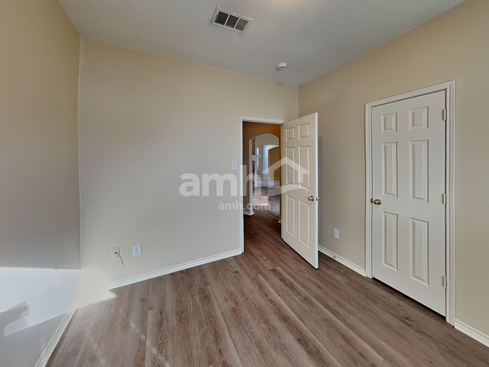 Building Photo - 1107 Wayne Ave