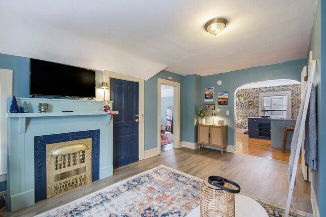 Building Photo - 514 Glenwood Ave SE