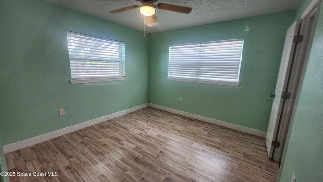 Building Photo - 179 Clairbourne Ave